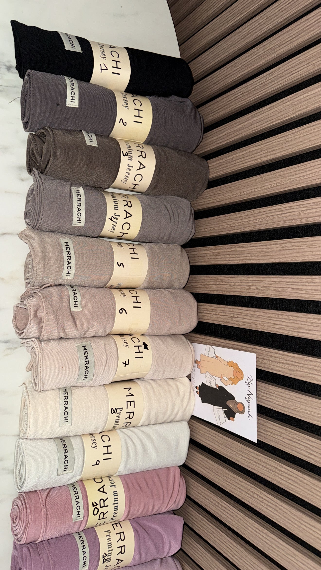 Hijabs M con etiqueta