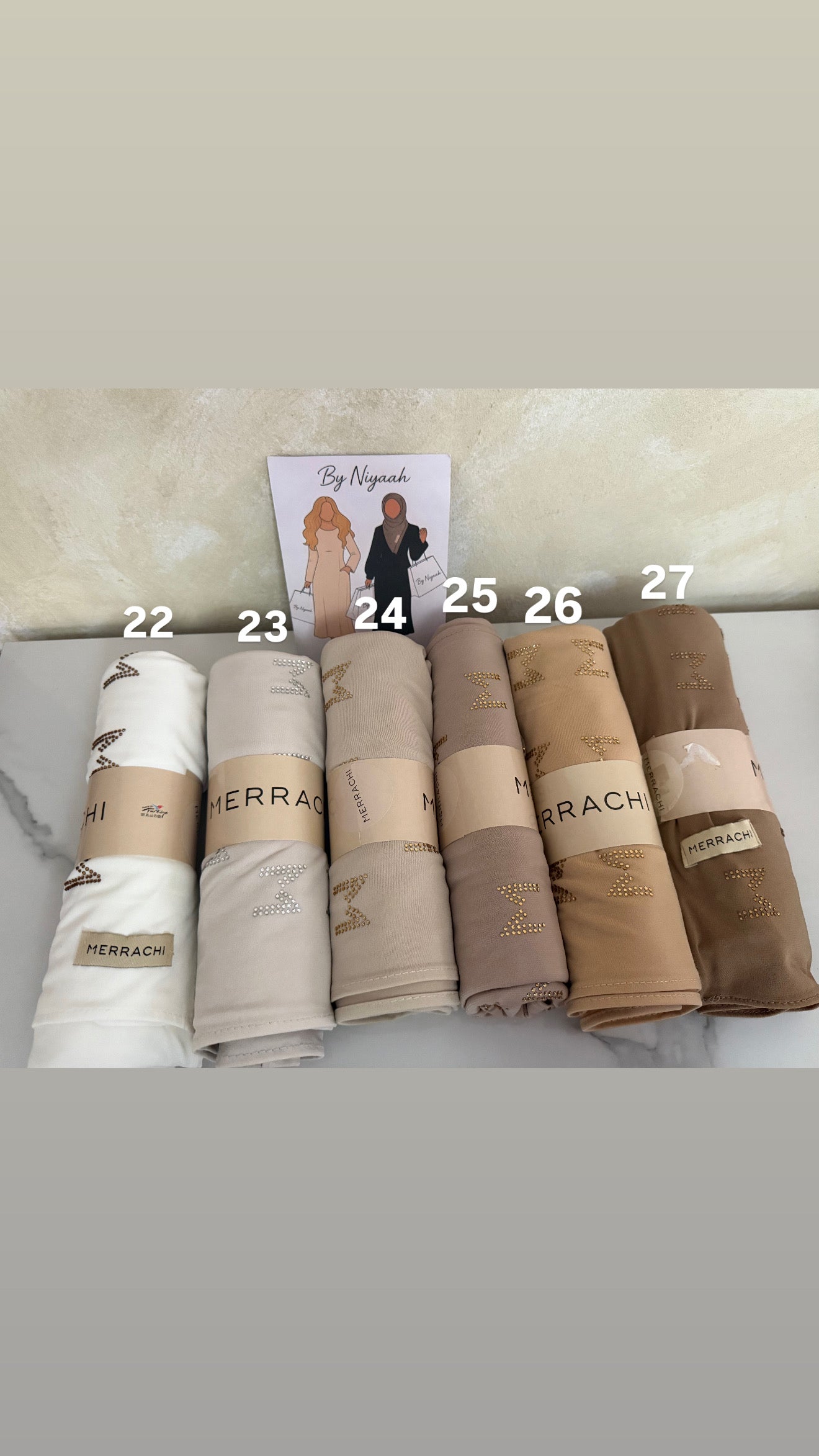 Hijabs M con etiqueta